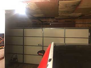 Checking A Garage Door For Problems | Garage Door Repair S Jordan, UT Checking A Garage Door For Problems | Garage Door Repair S Jordan, UT
